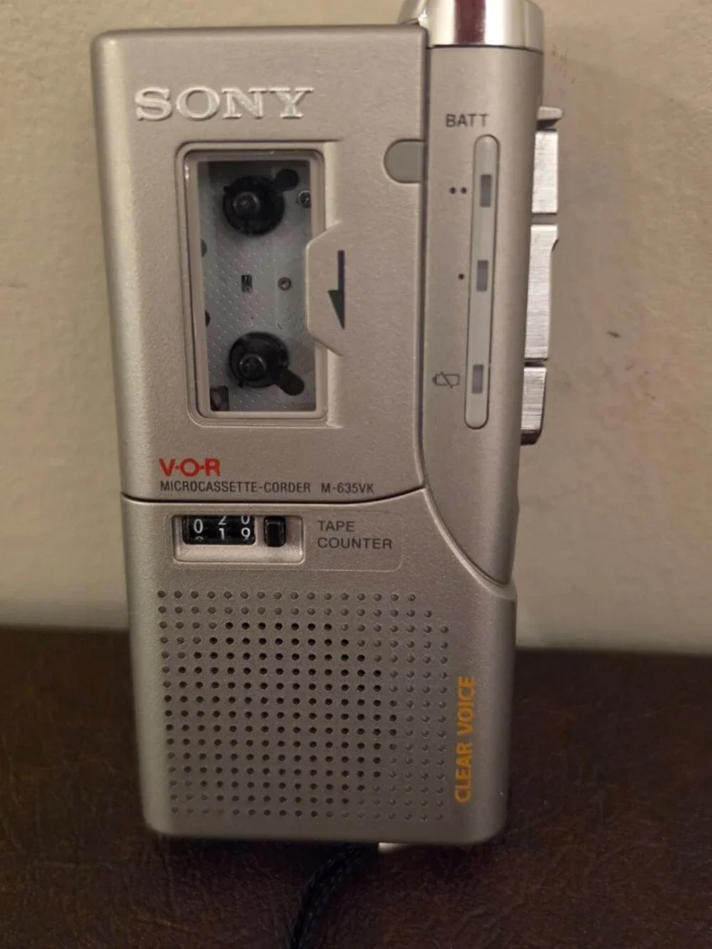 Vintage/Rare Sony V-O-R Microcassette-Corder M-635VK